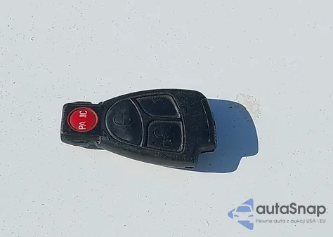 2004 Mercedes-Benz S 500 z USA, uszkodzony, nr VIN WDBNG75J14A394571